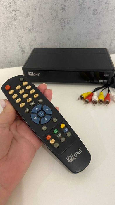 Продам цифровой спутниковый ресивер GI S1025