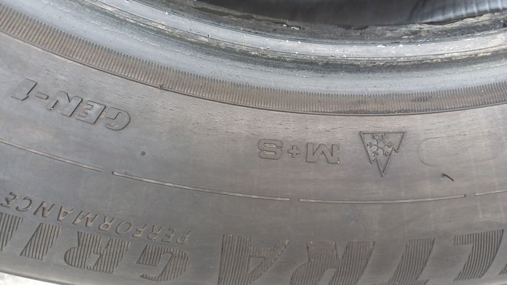 Шини р17 225 65 GOOD YEAR