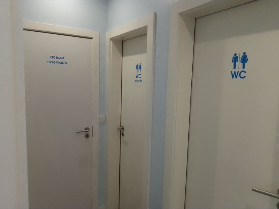 PASSA-SE clínica dentária com laboratorio ou só imovel