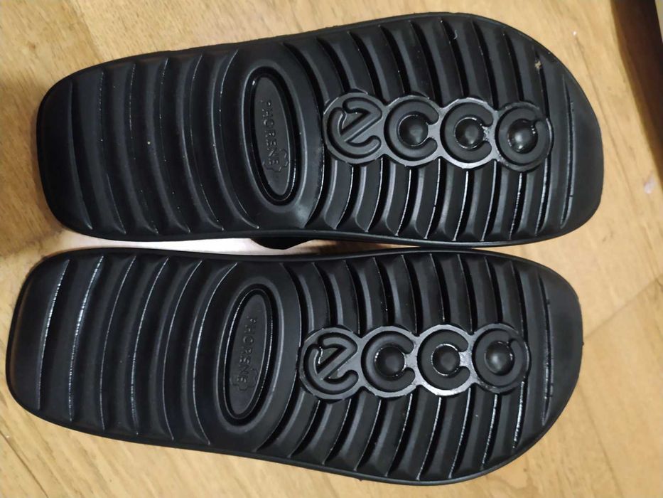 Шльопанці ECCO COZMO
