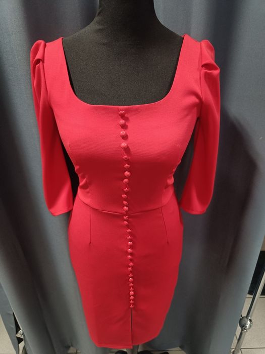 Wizytowa czerwona sukienka M