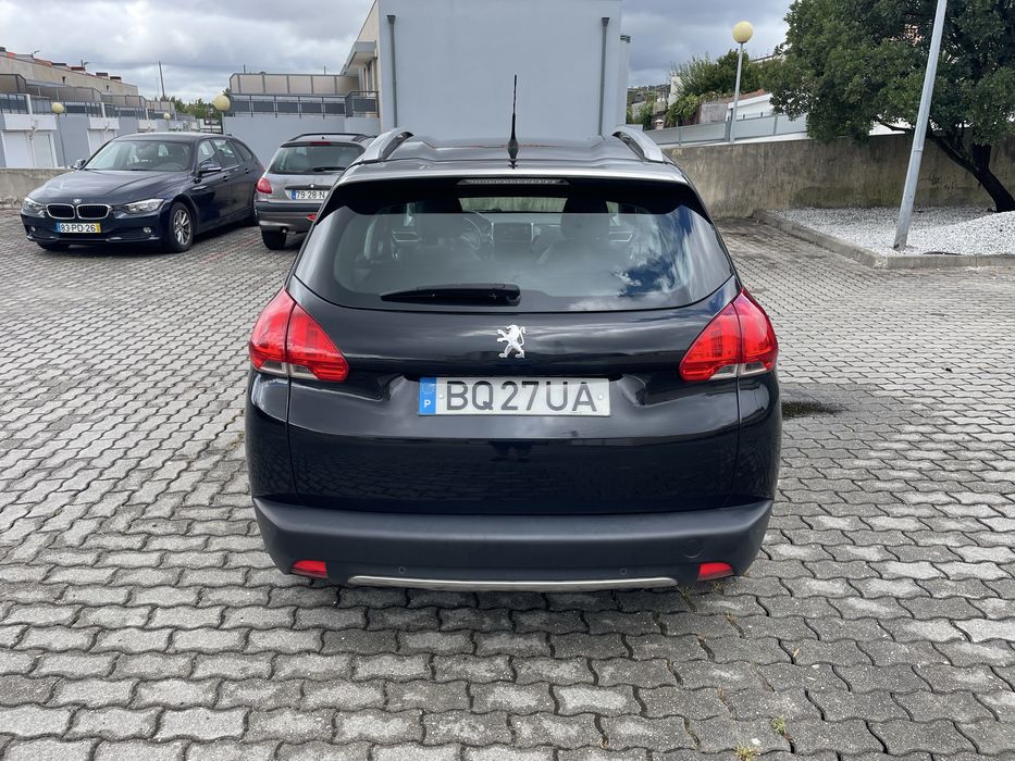Peugeot 2008 1.2 — photo 3