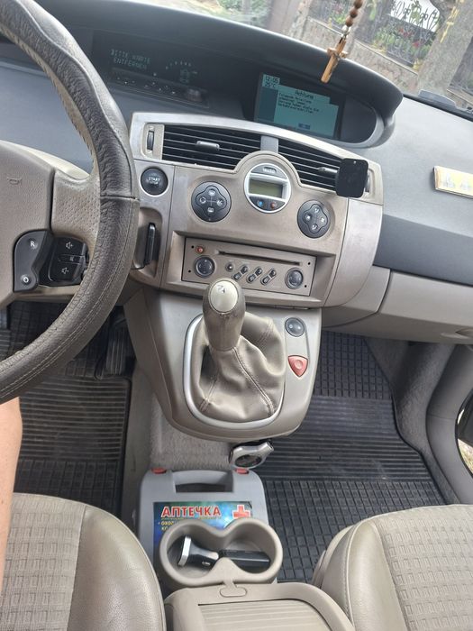Продам Renault Megane Scenic