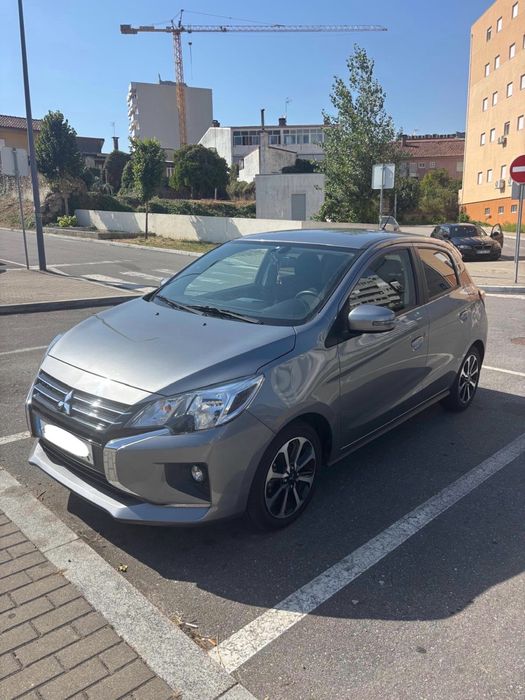 Carro impecável como novo Space Star 2022