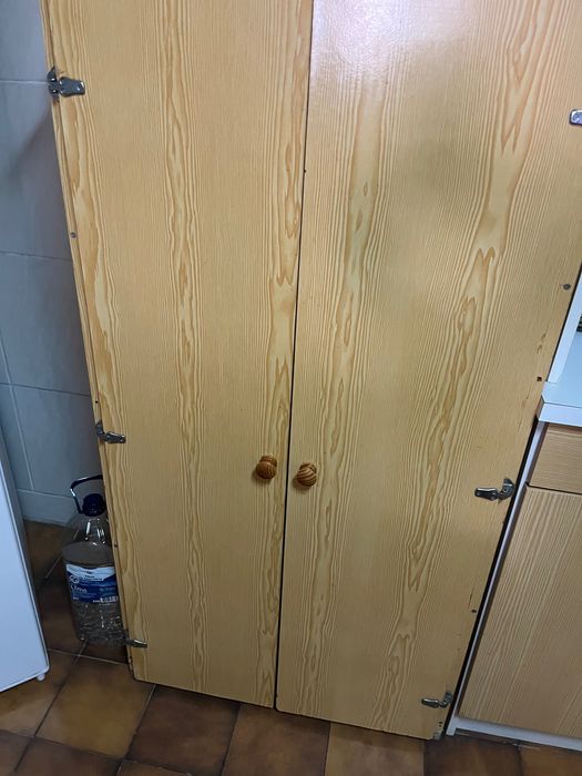 Móveis diversos usados