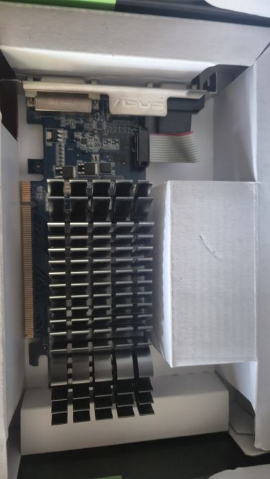 Asus Geforce210 1GB DDR3