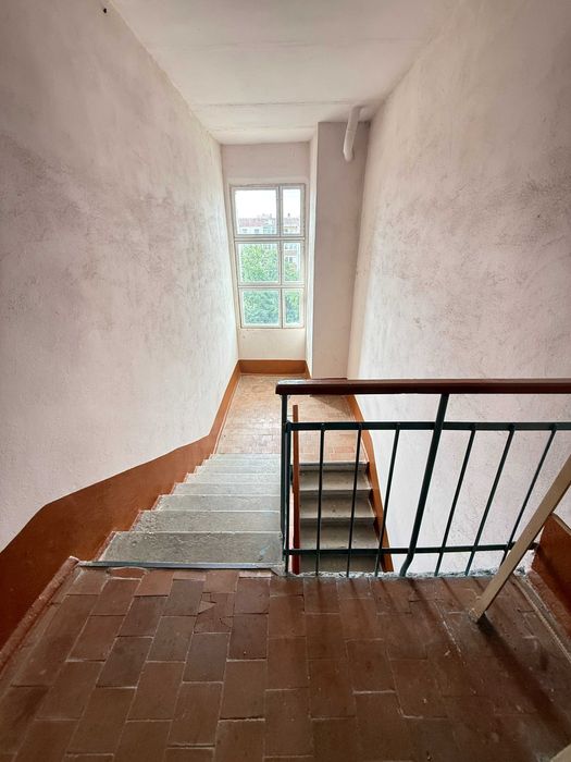 ПРОДАЖ ПРОСТОЇ 3-КІМНАТНОЇ КВАРТИРИ (чешка) 
м. Стрий, вул. Коссака