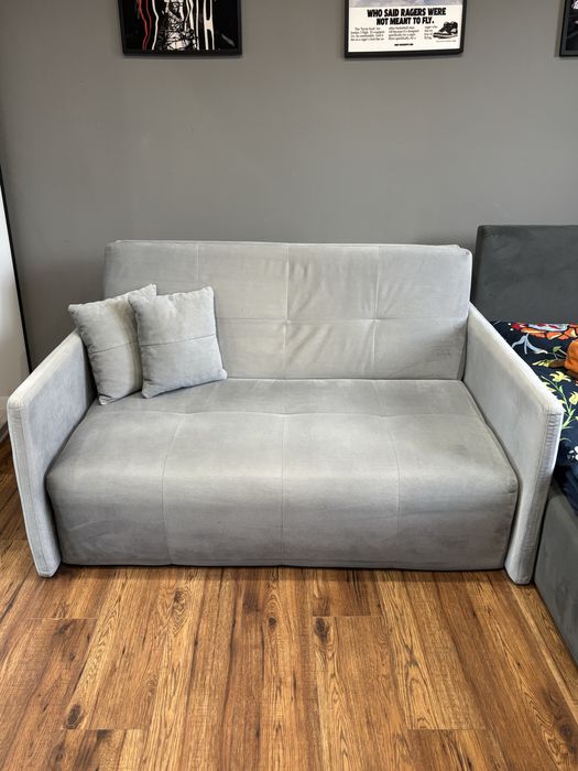 Rozkładany Szary Tapczan Z Poduszkami