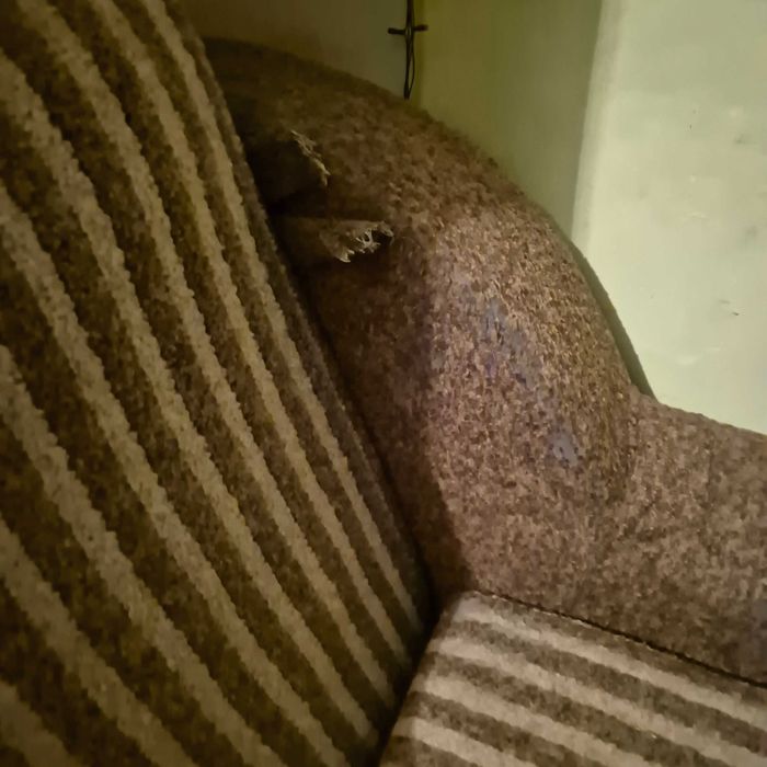 Диван раскладной БУ в хорошем состоянии