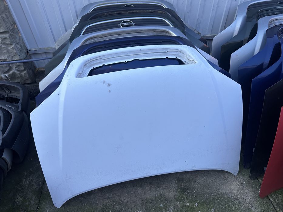 Капот Опель Зафіра А Opel Zafira A Шумоізоляція Капоту Шумка Решітка