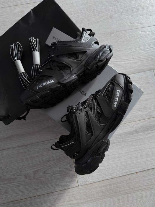 Кросівки Balenciaga Track 3.0 Triple Black люкс версія