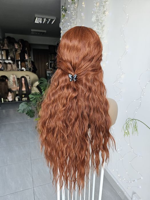 Peruka Galicja piękne naturlane fale długie rude fale lacefront