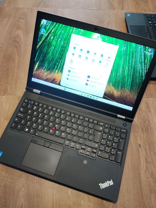 #4582 Lenovo ThinkPad P15 G2 i7-11850H 32GB 512SSD T1200 4GB QUADRO FV