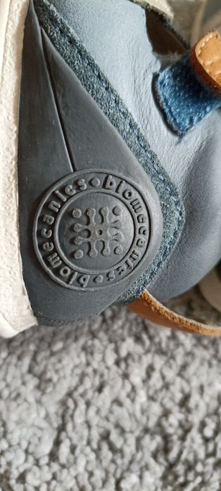 Sapatos Biomecanics tam. 20