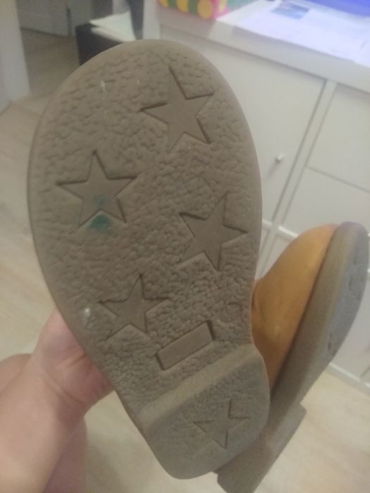 Vendo botas e sapato ténis menina 26 -3€