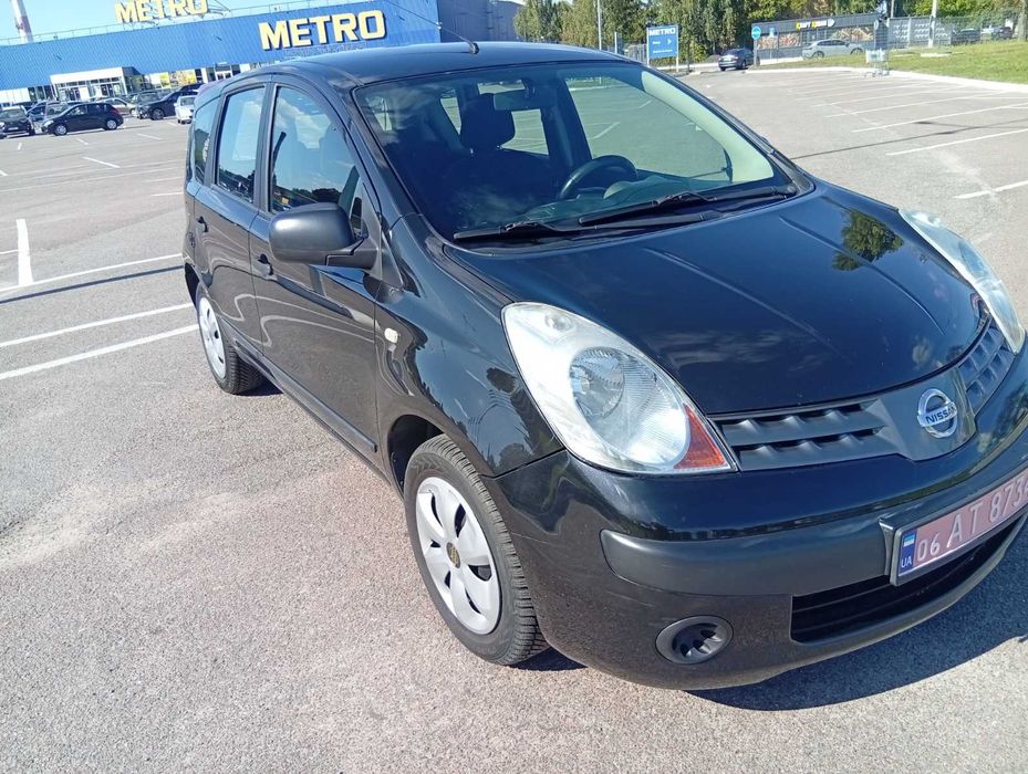 Nissan note 2007 рік 1.4