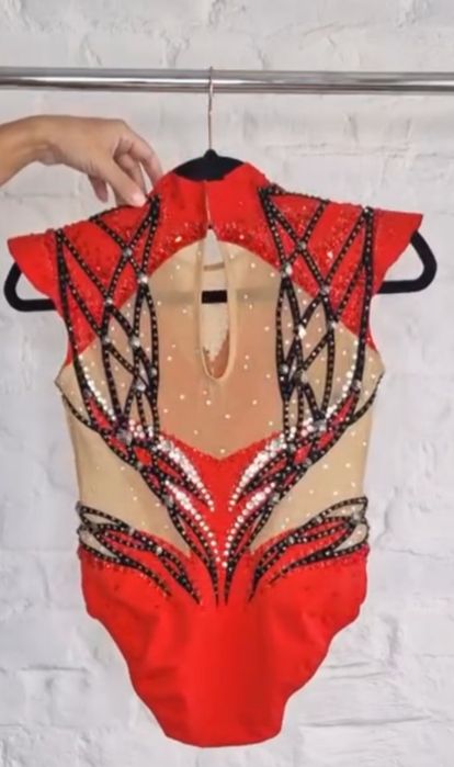 Купальник для виступів з художньої гімнастики