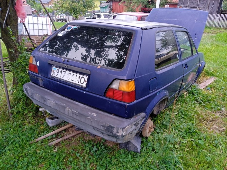 Запчастини гольф 2