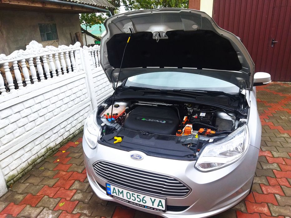 Ford Focus E-Lectric 2018 рік 33 кВт
