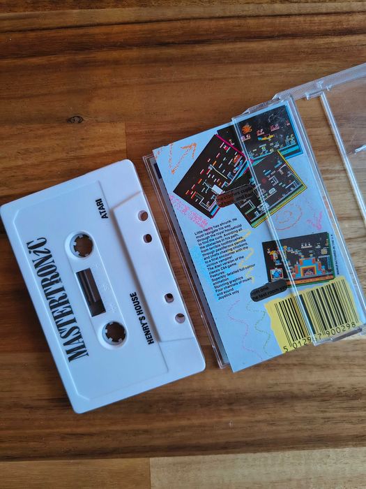 Henry's House Atari 400 / 800 / 800XL / 600XL