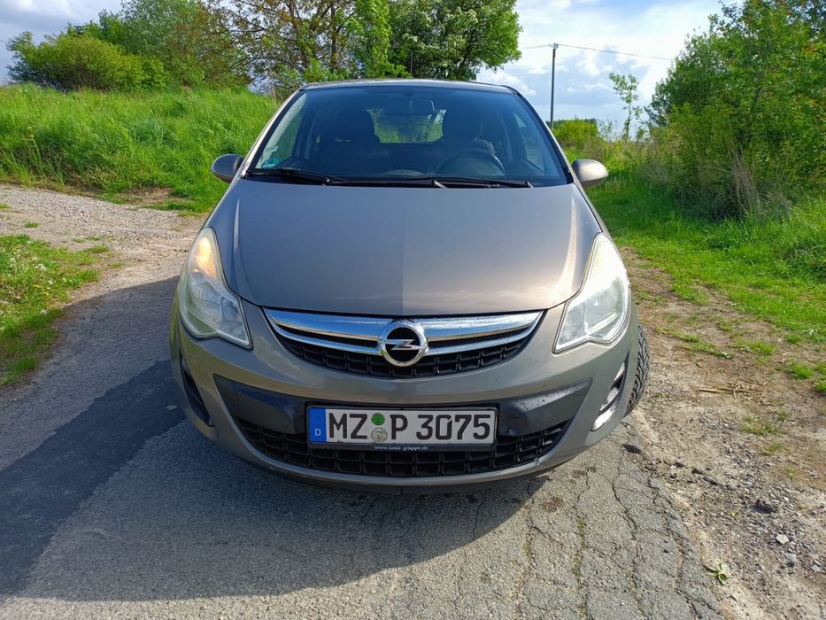 Opel Corsa 1.4 benzyna 2013r.zadbana,bezwypadkowa
