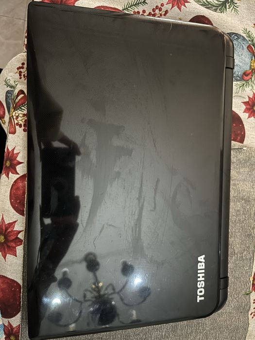 Toshiba Satellite L50D-B-13X – Ideal para reparação ou peças