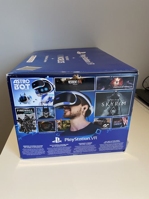 Playstation VR + 2 ps move +PS5 adapter + starter games