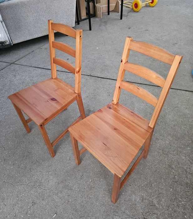 Mesa e cadeiras BARATAS