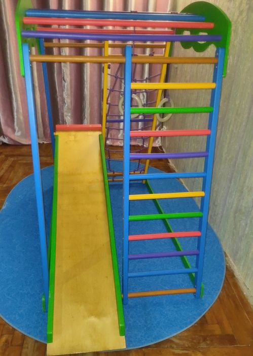 Детский спортивный комплекс с горкой