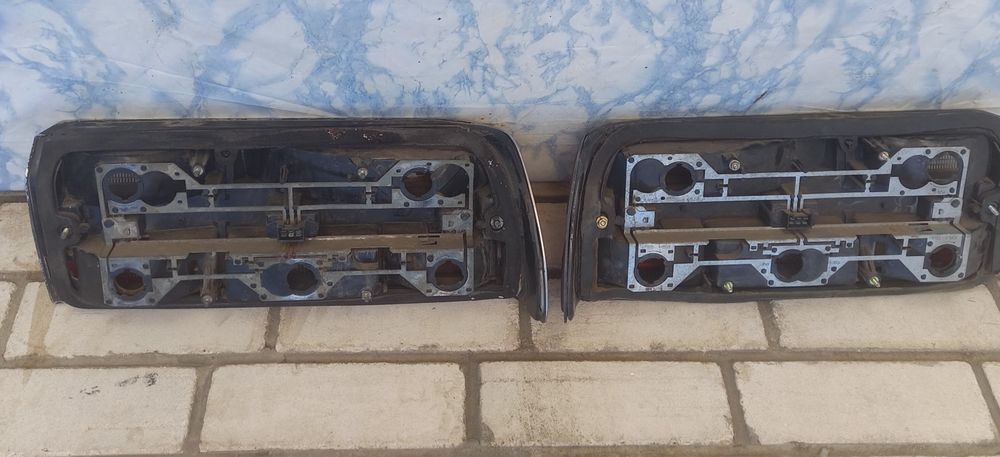 Задние фонари  BMW E28