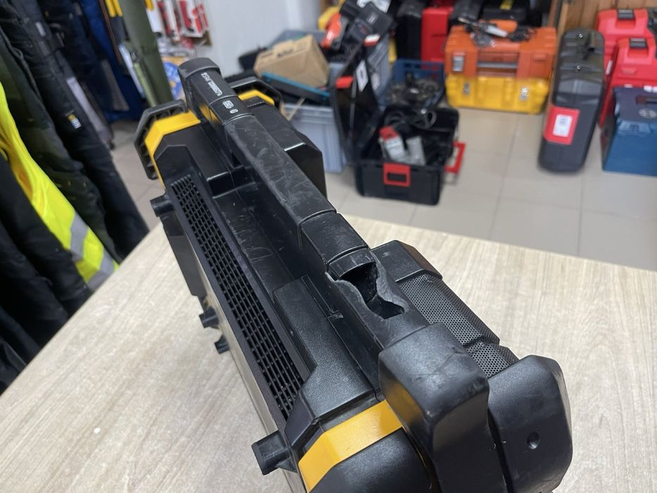 DeWALT DWST1-81078 TSTAK / Будівельне радіо та акустична система Девольт