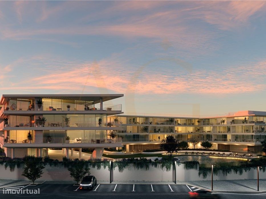 Vida de luxo exclusiva - Apartamento T4 em condomínio com piscinas