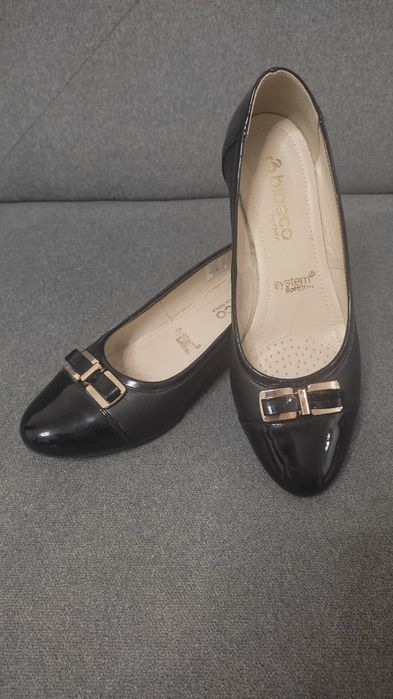 Czółenka skora 100%  Pantofle Bioeco r40 super wygodne na szerszą stop