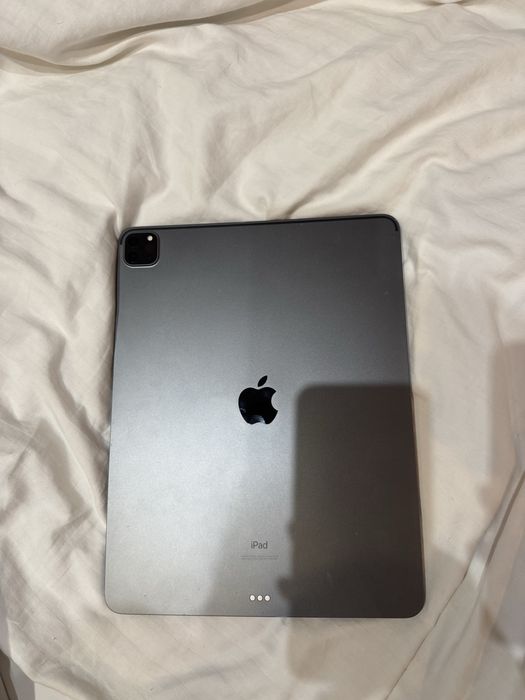iPad Pro 12.9-inch (4th Generation) 2020 126gb