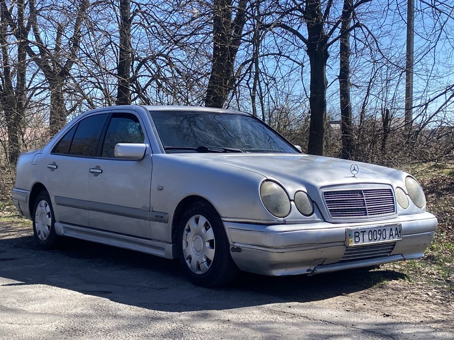 Продам Mercedes W210
