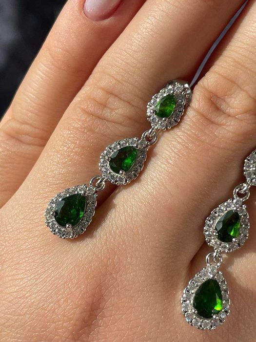 Серьги из хром диопсида и циркония, серебро 925 пробы