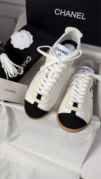 Кеди Chanel кроссовки чорні черные белые Шанель кросівки білі