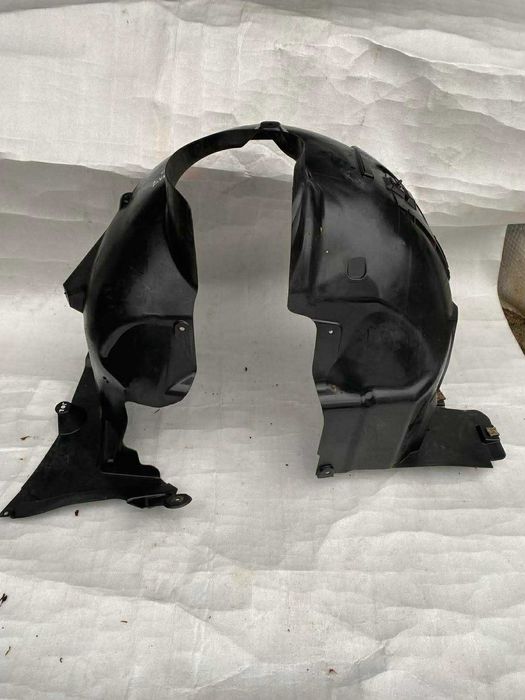 Mercedes CLA W117 Nadkole Przednie Lewe