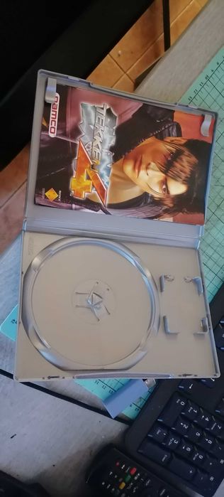 Tekken 4 - PS2 platinum - Capa e manual