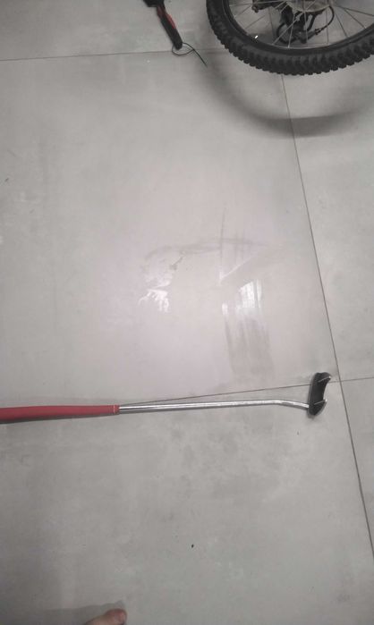 Conjunto de Golfe Vermelho para Crianças – 4 Tacos + 10 Bolas & 9 Tees