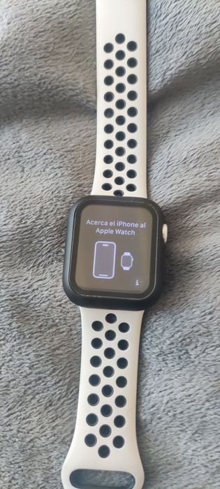 Apple watch SE Nike 40mm ідеальний