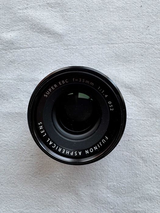 Fujifilm X-T5 (muito bom estado) com XF 35 1.4 R