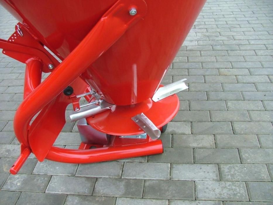 Розкидач лійка навісна Польша Jar-met рум лейка розсіювач міндобрив