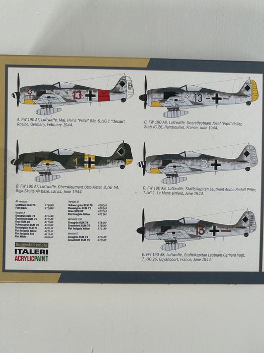 Samolot Focke Wulf Fw 190 A-8/F Aces model 1/72 Italeri 1490