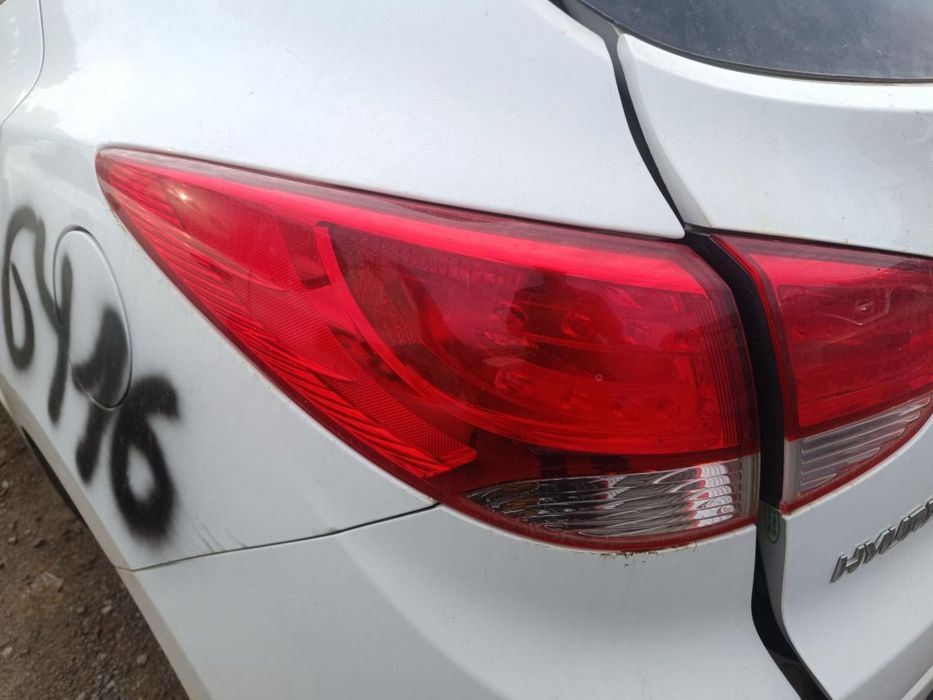 Farolim Traseiro Esquerdo Hyundai Ix35 Ellm