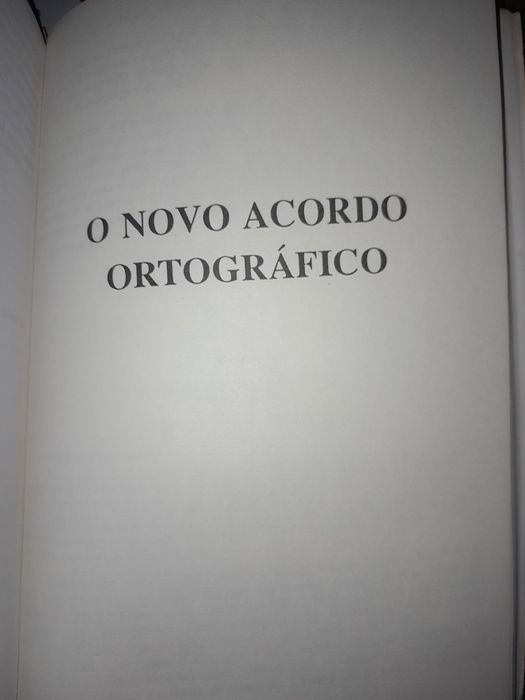 Prontuário da Língua Portuguesa. 7€ com portes incluídos.