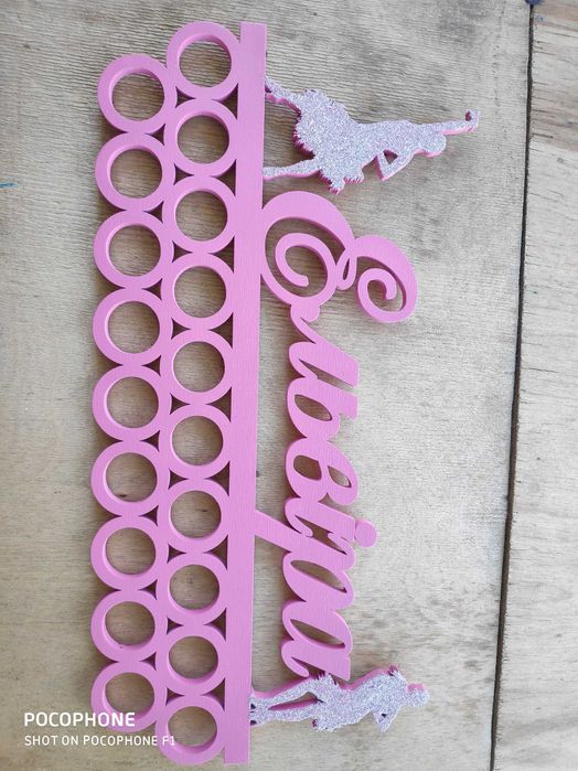 Медальница с именем Іменна медальниця Холдер для медалей