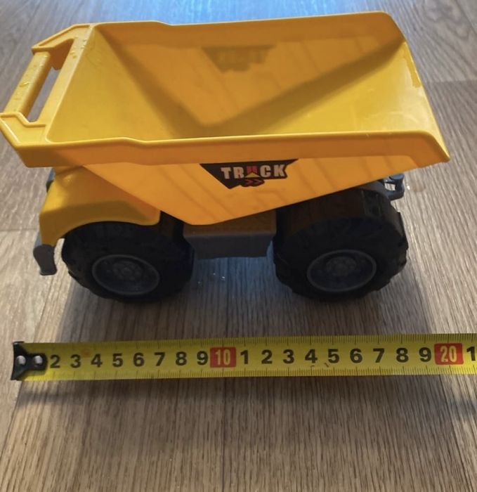 Іграшка самосвал дитяча