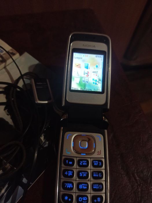 Телефон Nokia6125