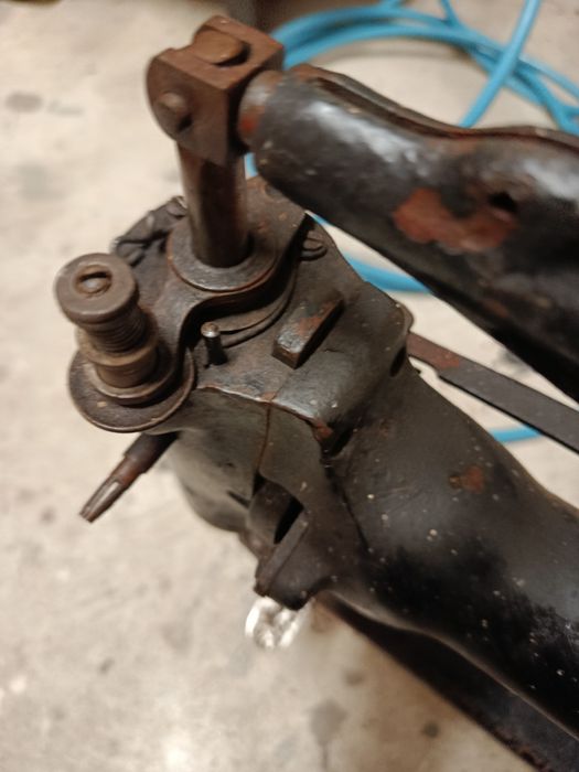 Singer zabytkowa maszyna do szycia